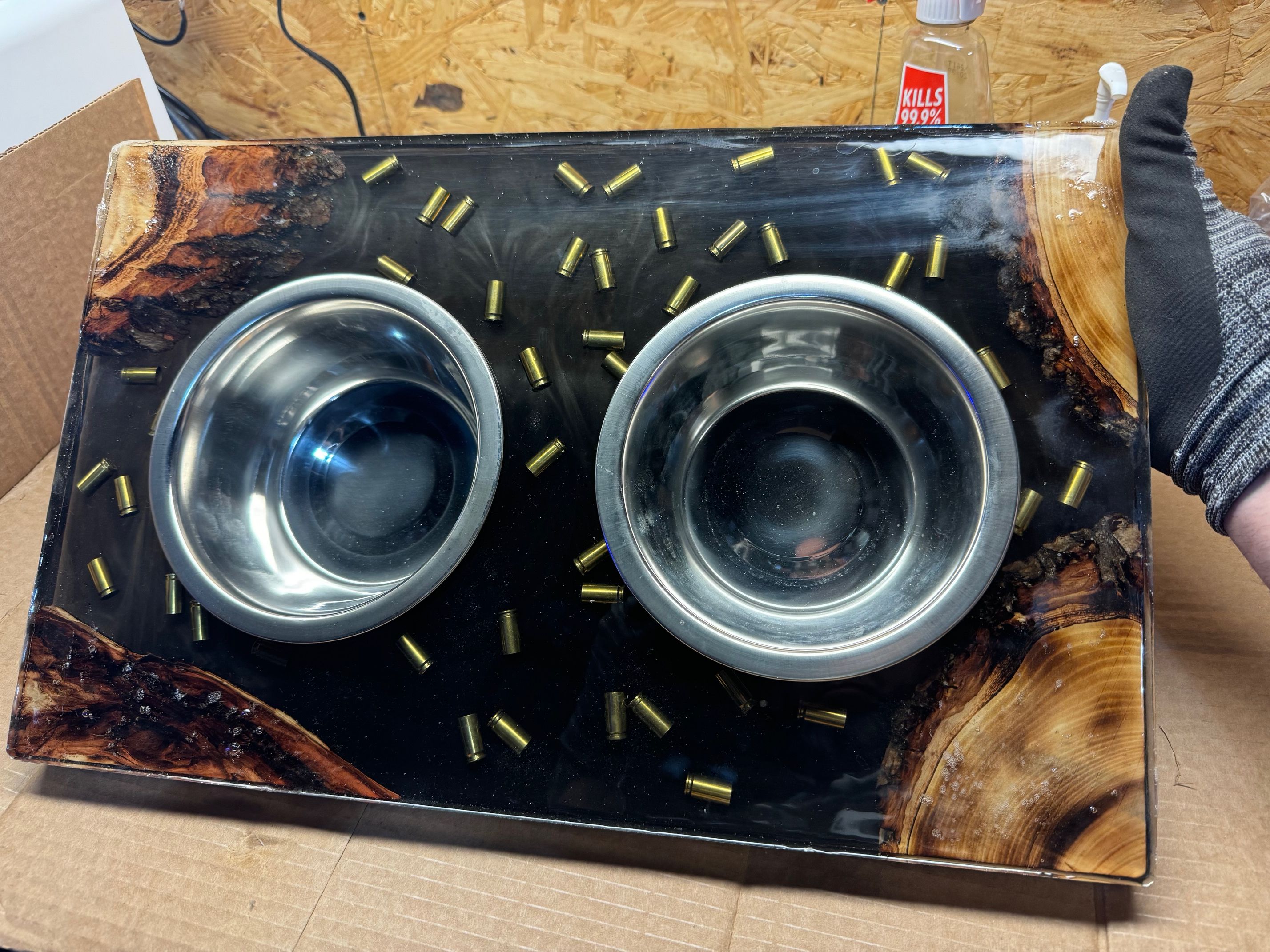 Resin Dog Feeder
